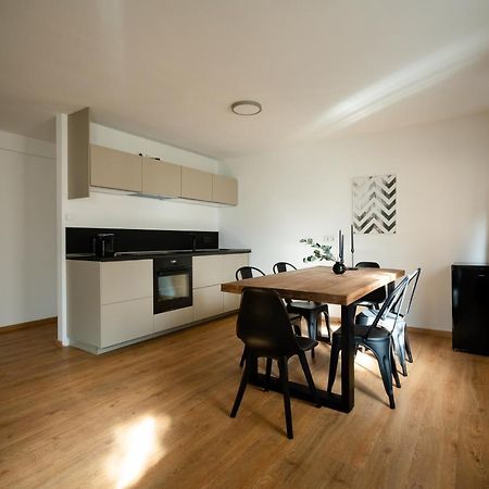 Oldtown Studio Apartment With 2 Bathrooms Dusseldorf Ngoại thất bức ảnh