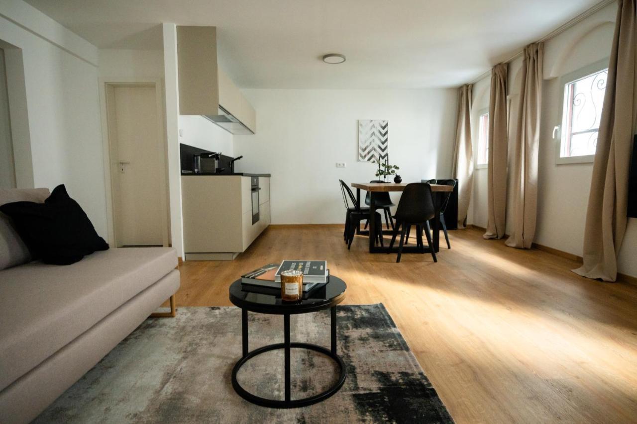 Oldtown Studio Apartment With 2 Bathrooms Dusseldorf Ngoại thất bức ảnh
