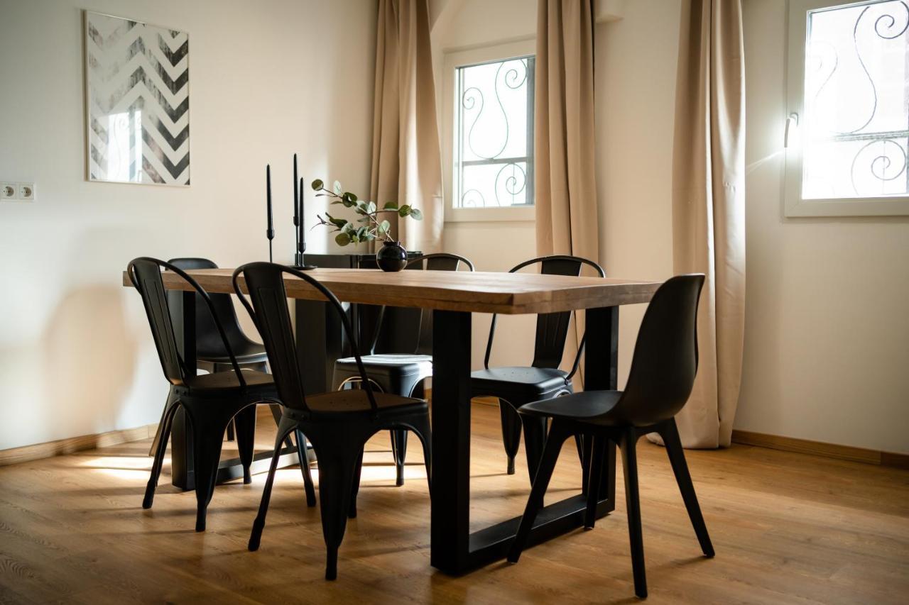 Oldtown Studio Apartment With 2 Bathrooms Dusseldorf Ngoại thất bức ảnh