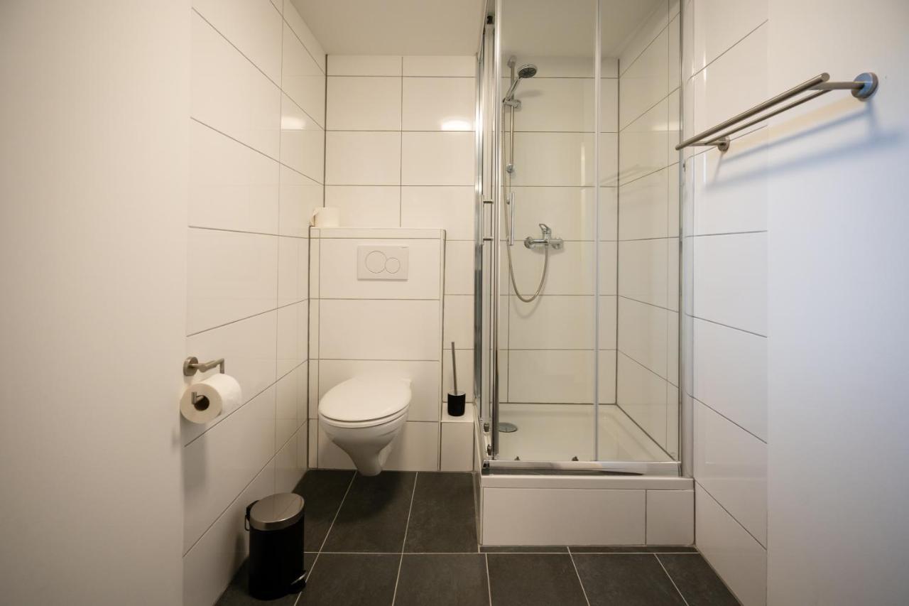 Oldtown Studio Apartment With 2 Bathrooms Dusseldorf Ngoại thất bức ảnh